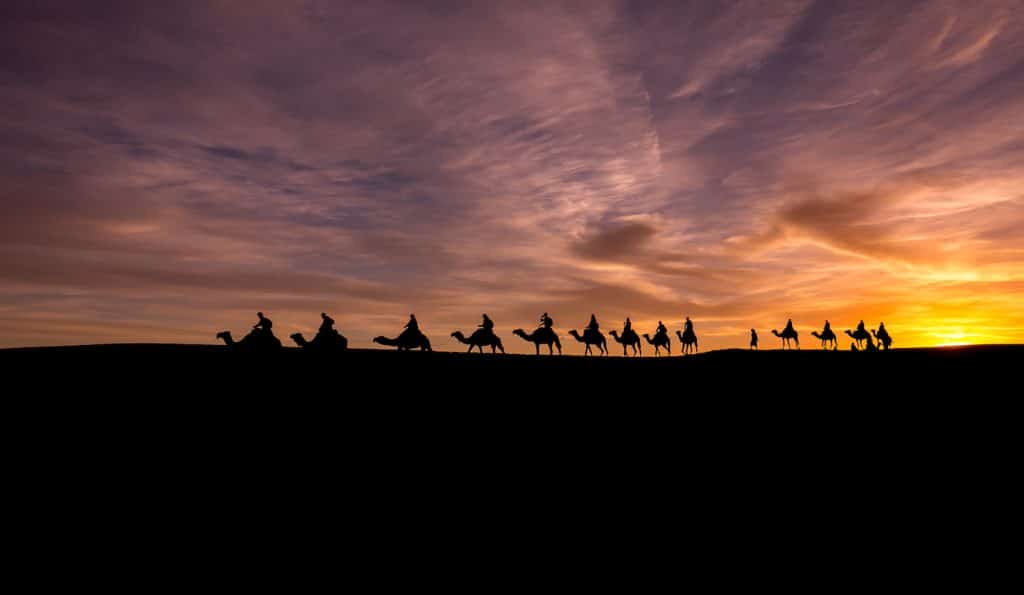 L’expérience inoubliable d’un coucher de soleil dans le désert